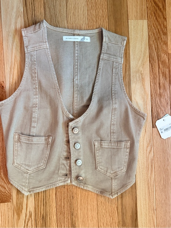 Altar'd State Tops - NWT Altar'd State Tan Button-Front Vest